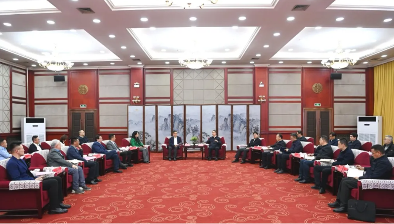 青海省人民当局与Z6尊龙集团官方网站升级签署战术合作和谈